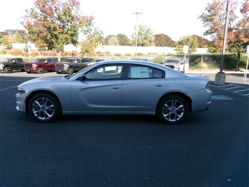 Used 2023 Dodge Charger SXT w/ Blacktop Special Edition image 5