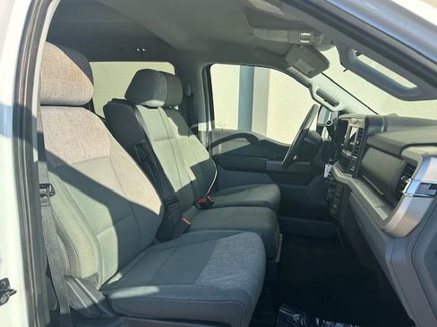 Certified 2025 Ford F250 XLT image 7