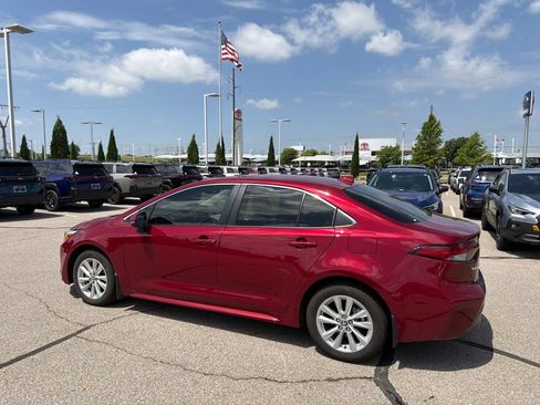 Used 2024 Toyota Corolla XLE FWD image 7