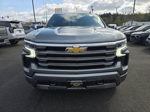 New 2026 Chevrolet Silverado 1500 High Country AWD/4WD image 9