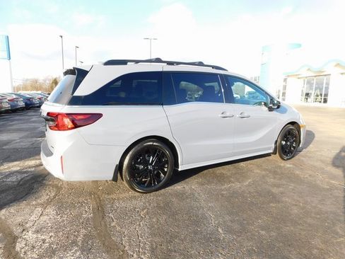 New 2026 Honda Odyssey Sport-L image 3