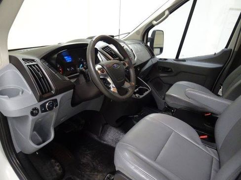 Used 2019 Ford Transit 250 148 Medium Roof RWD image 18