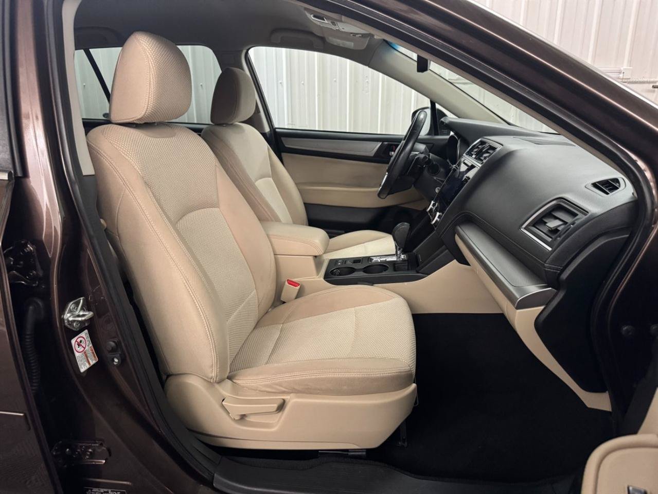 Used 2019 Subaru Outback 2.5i Premium AWD/4WD image 12