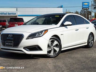Used 2016 Hyundai Sonata Limited w/ Option Group 02