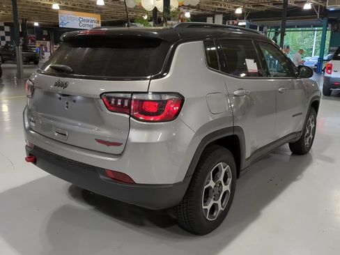 Used 2022 Jeep Compass Trailhawk AWD/4WD image 8