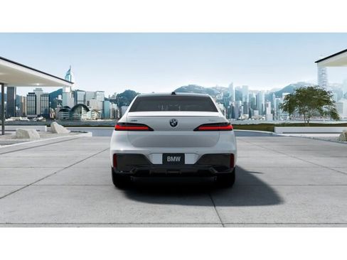 New 2026 BMW 760i xDrive w/ Executive Package AWD/4WD image 5
