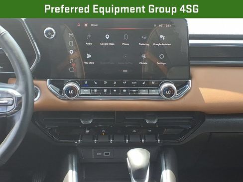 Certified 2023 GMC Canyon AT4 w/ LPO, Sports Bar Package AWD/4WD image 18