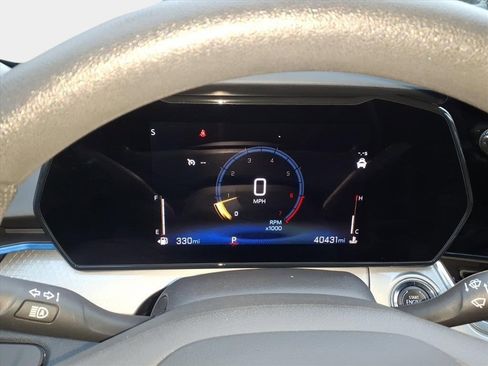 Used 2024 Chevrolet Trax LT image 24