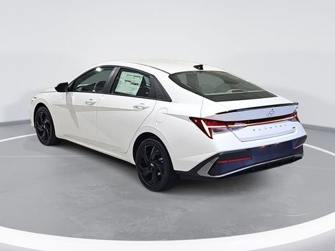 New 2026 Hyundai Elantra Sport FWD image 7