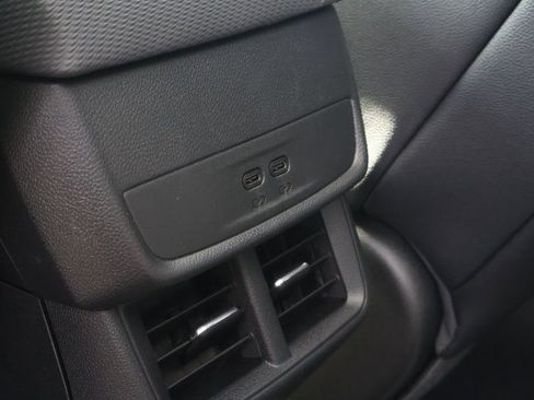 New 2026 Chevrolet Equinox LT w/ Convenience Package II FWD image 40