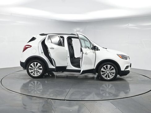 Used 2019 Buick Encore Preferred FWD image 35