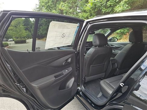 New 2025 Buick Envista Avenir image 15