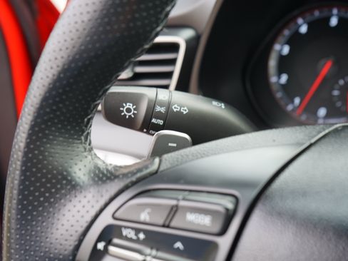 Used 2020 Hyundai Veloster Turbo FWD image 28
