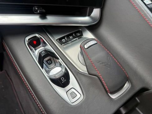 Used 2024 Chevrolet Corvette Stingray Premium Cpe w/ Z51 Performance Package RWD image 16