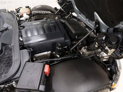Used 2008 Saturn Sky w/ Premium Trim Package RWD image 24