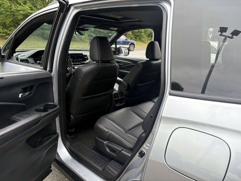 Used 2019 Honda Passport EX-L image 27