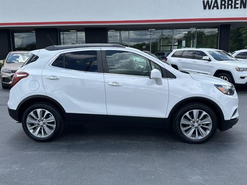 Used 2020 Buick Encore Preferred w/ Safety Package FWD image 17