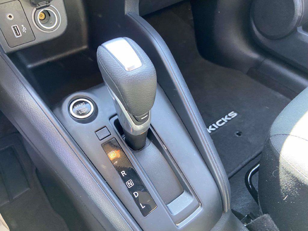 Used 2025 Nissan Kicks Play S FWD image 23