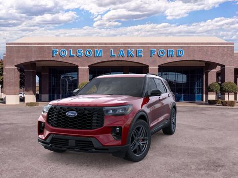 New 2026 Ford Explorer ST-Line w/ ST-Line Street Pack AWD/4WD image 2
