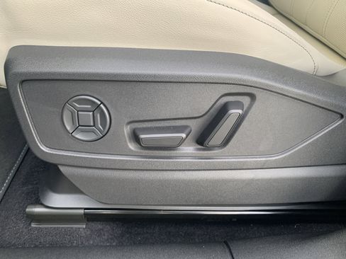 New 2025 Audi Q5 Premium Plus image 14