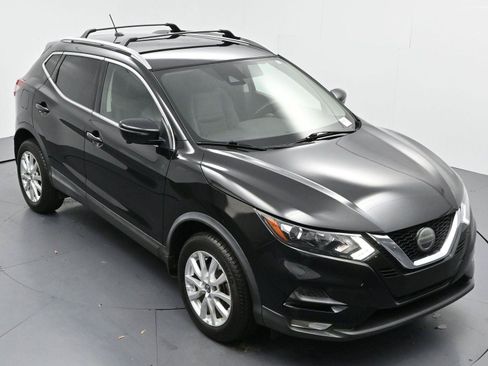 Used 2020 Nissan Rogue Sport SV w/ Technology Package FWD image 38
