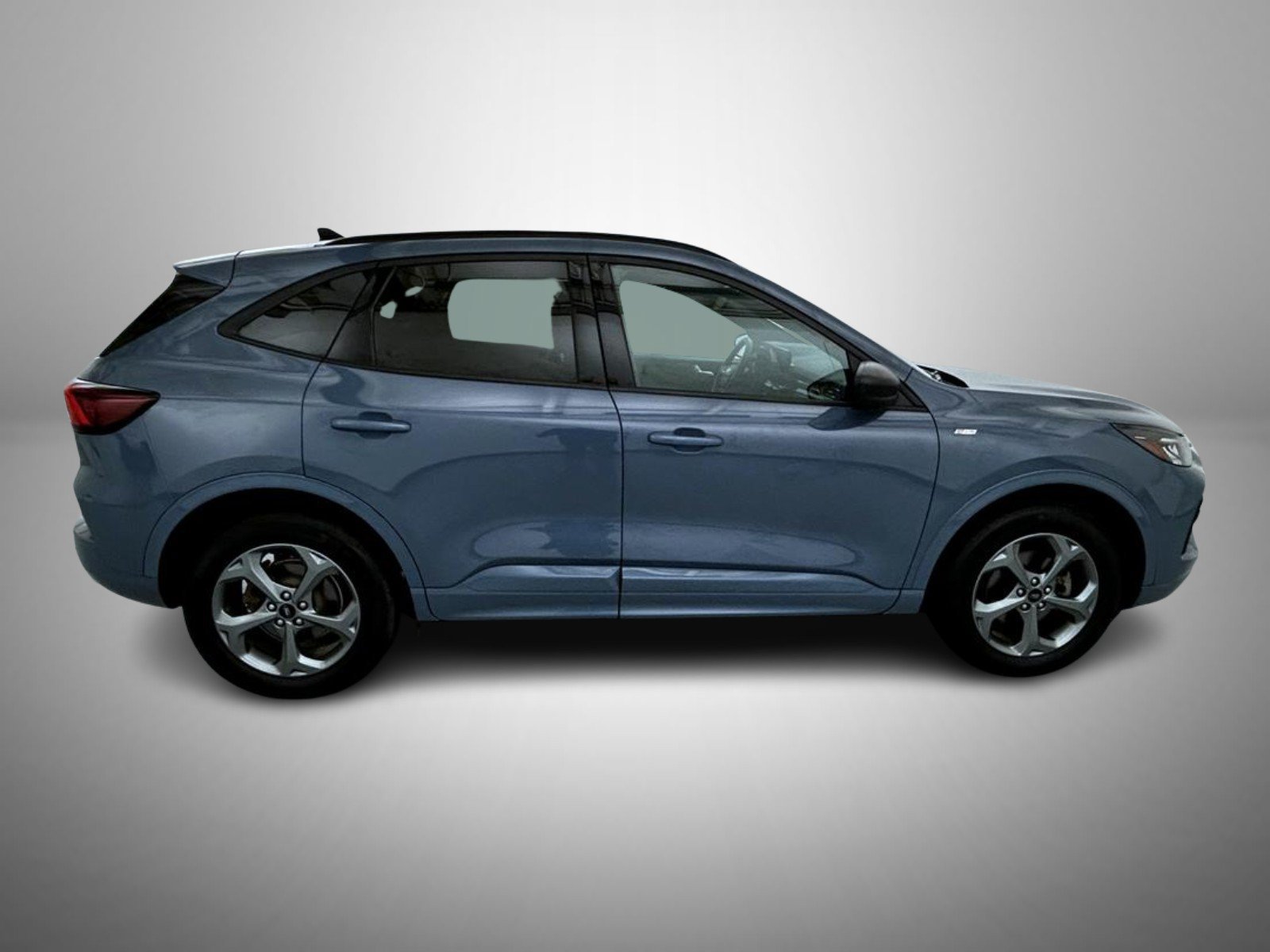 Used 2024 Ford Escape ST-Line w/ Tech Pack #1 AWD/4WD image 4