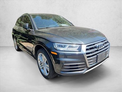 Used 2018 Audi Q5 2.0T Premium Plus w/ Premium Plus Package AWD/4WD image 3