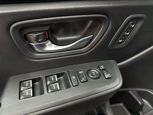 Used 2024 Honda Pilot TrailSport image 19