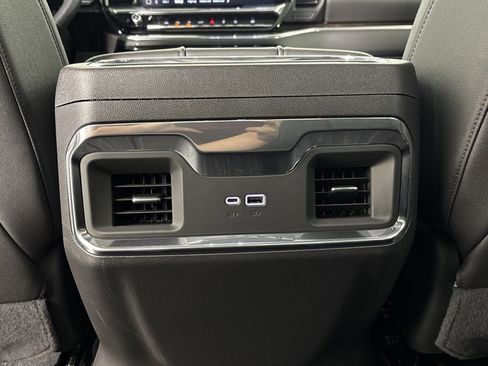 Used 2024 GMC Sierra 1500 Elevation w/ Elevation Premium Package image 46