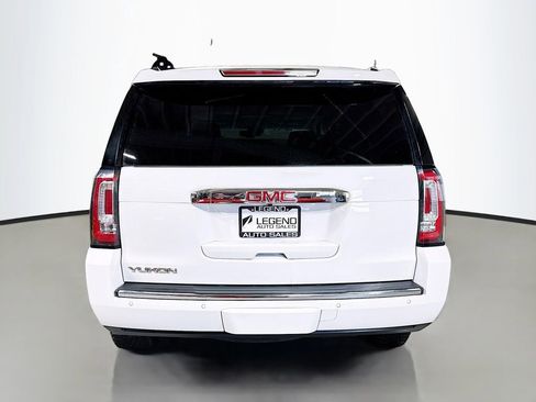 Used 2018 GMC Yukon Denali w/ Open Road Package image 8