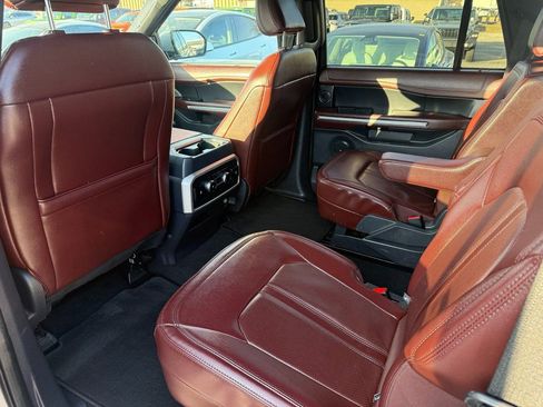 Used 2024 Ford Expedition Max Limited image 25