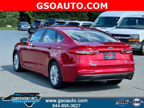Used 2020 Ford Fusion SE image 21