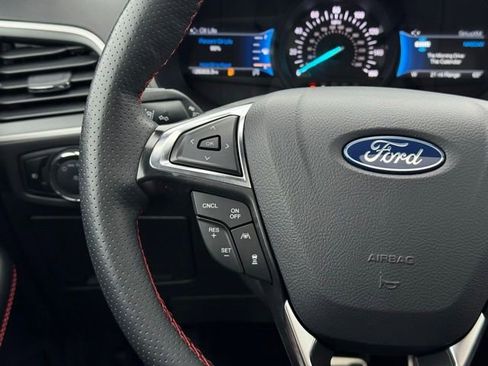 Certified 2024 Ford Edge ST-Line w/ Cargo Accessory Package AWD/4WD image 25
