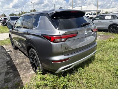 Used 2022 Mitsubishi Outlander SE
