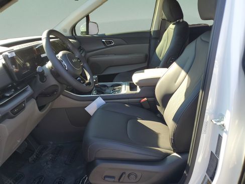 New 2026 Kia Carnival EX FWD image 15