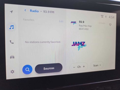 Used 2024 Toyota Corolla LE image 18