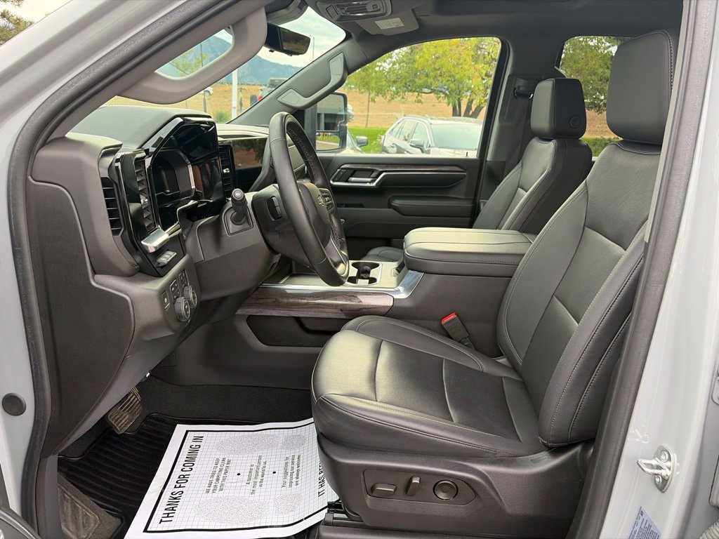Used 2024 Chevrolet Silverado 2500 LTZ w/ LTZ Plus Package AWD/4WD image 23