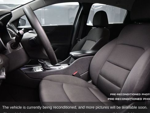 Used 2023 Chevrolet Malibu LT FWD image 7