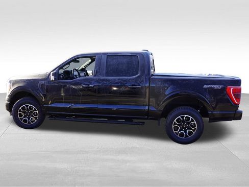 Certified 2022 Ford F150 XLT w/ Equipment Group 302A High image 10