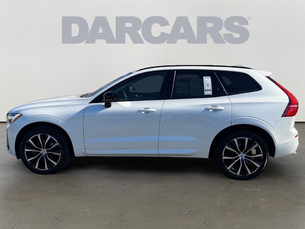Certified 2024 Volvo XC60 B5 Plus w/ Climate Package AWD/4WD image 4