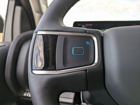 New 2025 Ford Expedition Active image 31