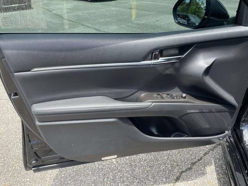 Used 2022 Toyota Camry XSE w/ Navigation Package FWD image 14