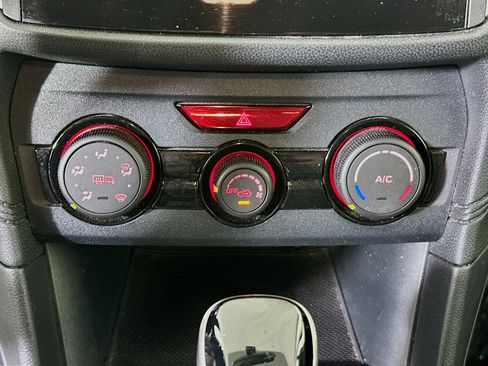 Used 2019 Subaru Crosstrek 2.0i Premium image 22