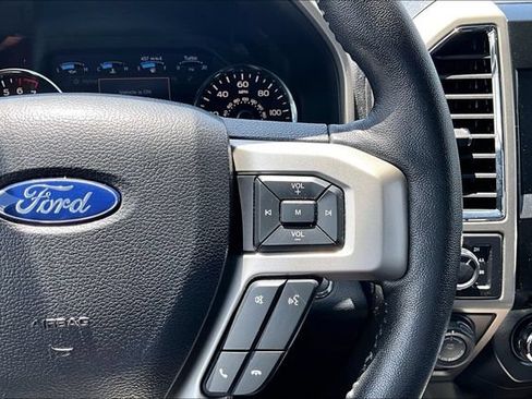 Used 2017 Ford F150 Lariat w/ Equipment Group 501A Mid AWD/4WD image 13