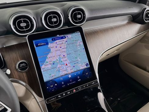 New 2026 Mercedes-Benz GLC 350e 4MATIC image 19