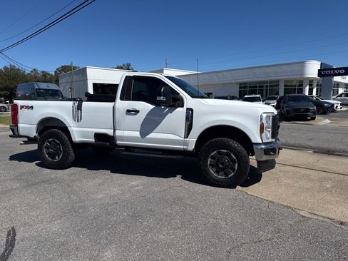 Used 2024 Ford F250 XL w/ FX4 Off-Road Package image 1