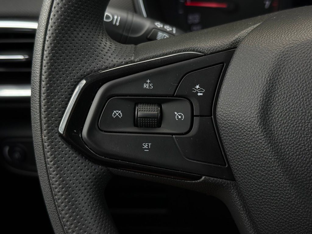 Used 2023 Chevrolet TrailBlazer LT w/ Convenience Package FWD image 32