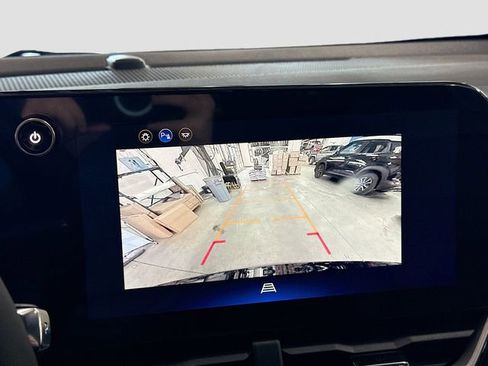 New 2026 Chevrolet Equinox LT w/ Convenience Package II image 15