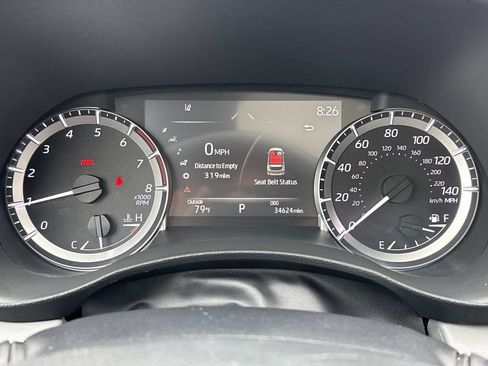 Used 2023 Toyota Highlander XLE FWD image 24