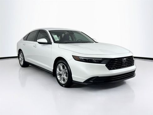 Used 2023 Honda Accord LX image 8